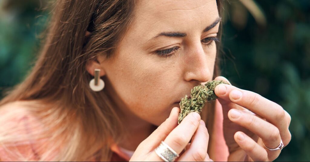 how-long-does-weed-last-testing-by-smell