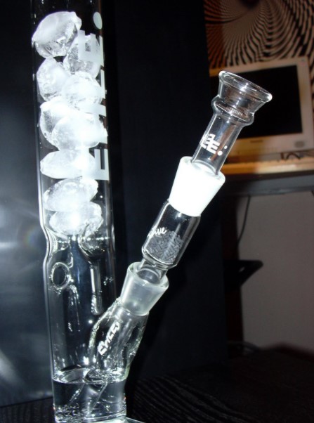 ice-pinch-on-bongs-for-beginners